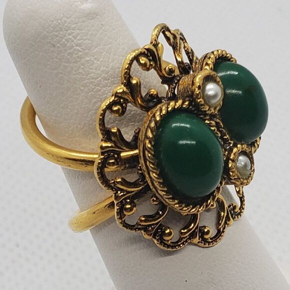 Vintage Gold, Green, & White Ring - Picture 3 of 6